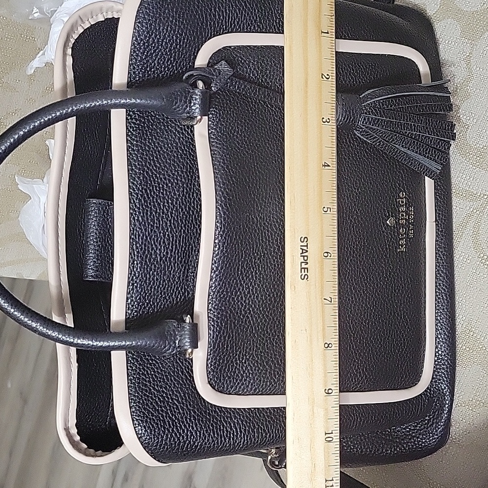 KATE SPADE BLACK SOFT PINK TRIM LEATHER BAG EUC - Picture 15 of 16